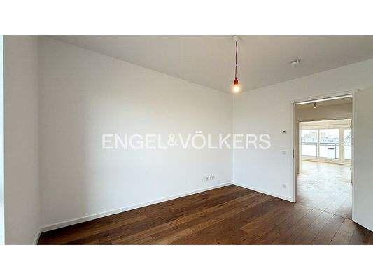 EV - Arbeits-/Kinderzimmer