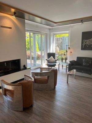 WhatsApp Image 2025-11-04 at 14.22.05 (1)