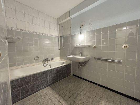 Innenliegendes Badezimmer