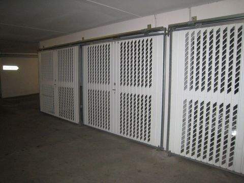 Frankfurt am Main Garage, Frankfurt am Main Stellplatz