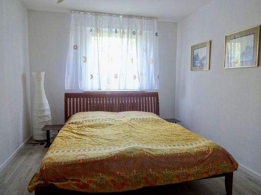 Kinder- oder weiteres Schlafzimmer