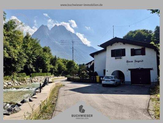 Die beeindruckende Bergkulisse