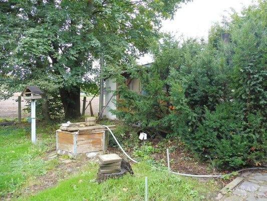 07-Brunnen-mit-Pavillon