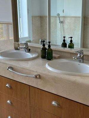 a82e7cee-2e00-45e9-ace6-99e545de09ce