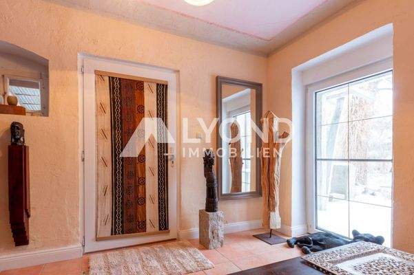 Erdgeschoss - Eingangsbereich Grundstücksseite