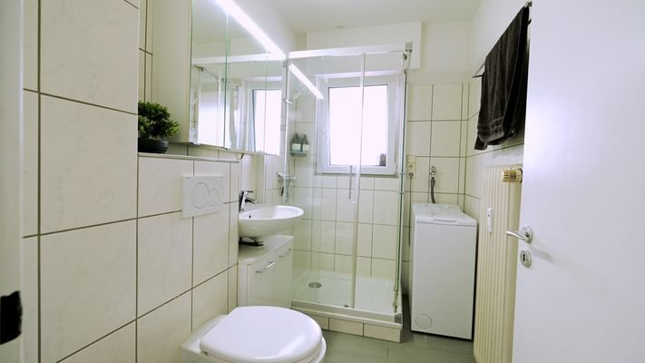Badezimmer mit Tageslicht