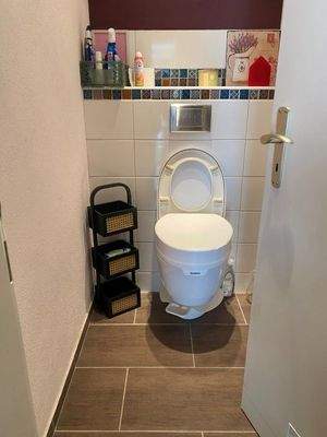 neues WC im Hinterhaus