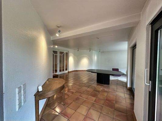 EG Blick zum Essbereich und Wohnzimmer