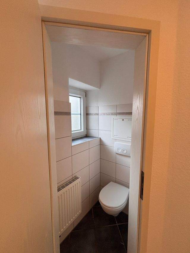 Einbauküche Möglich! Sonnige 2-Raum-Wohnung im Erdgeschoss zu vermieten - Foto 5
