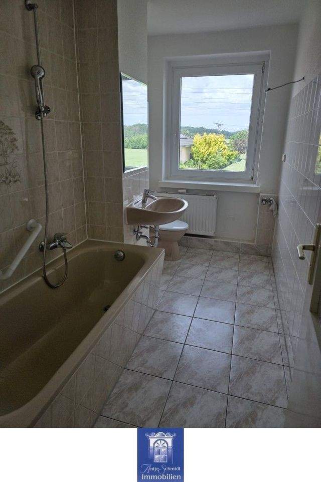 Wohnen in ländlicher Idylle! 3-Zimmer-Wohnung mit schönem Balkon! - Foto 2