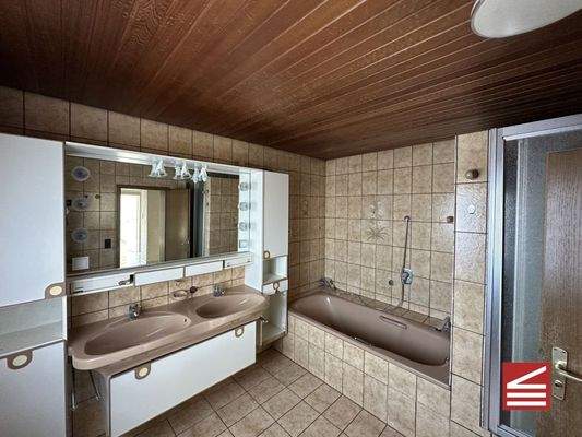 Badezimmer Teilansicht I