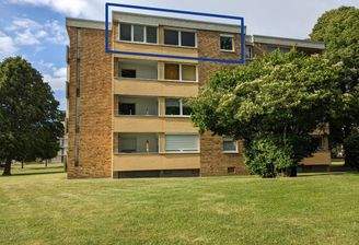 Außenansicht mit WZ Fenster