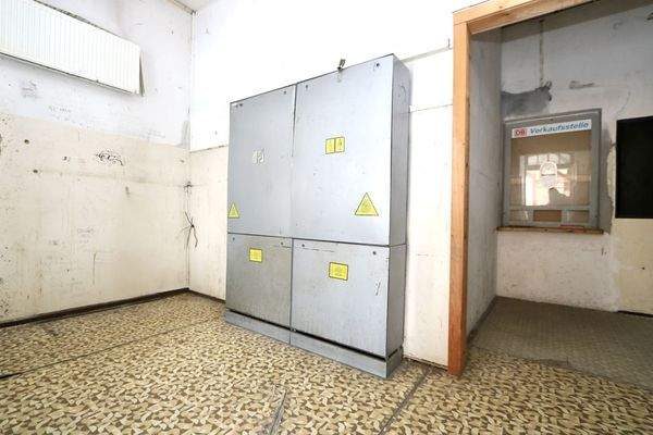 ehemaliger Verkaufsraum im Erdgeschoss