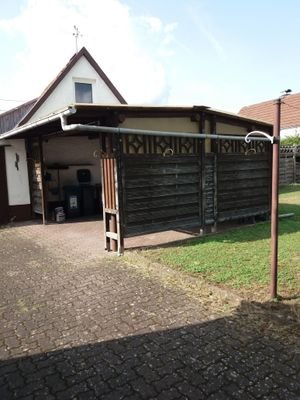 Carport, Nebengebäude