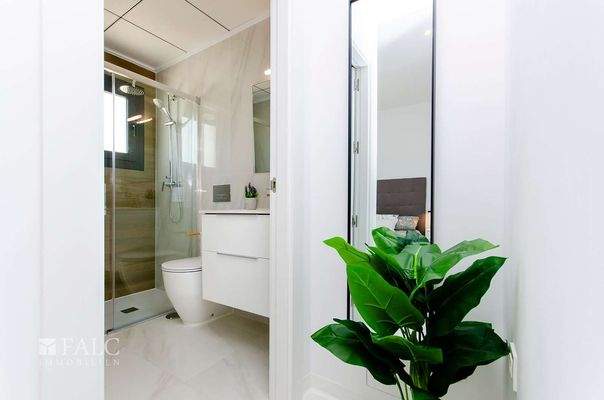 Badezimmer im zweiten Schlafzimmer