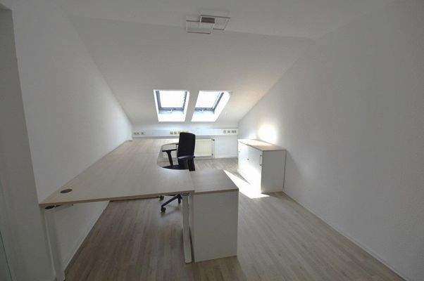 Büroraum mit separatem Eingang