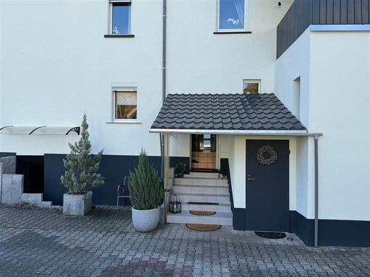 Hof und Hintereingang