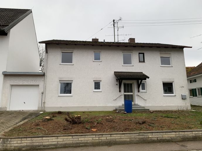 Großzügiges Wohnhaus in Reichertshausen OT Langwaid / Nähe Pfaffenhofen zu vermieten!