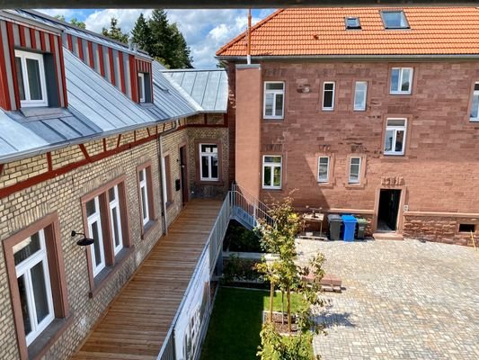 Innenhof von oben.jpg