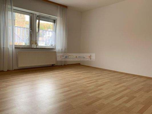 Haus 1 Dachgeschoss Zimmer 1