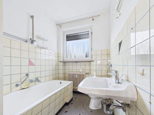 Badezimmer 1. OG WHG 3
