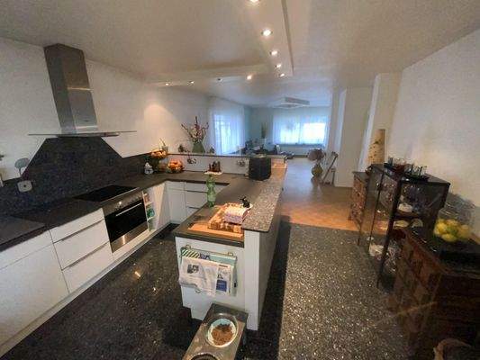 Küche/ Wohn-Esszimmer EG