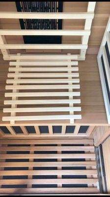 mit unbehandeltem Holz