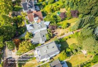 Grundstück mit Altbestand