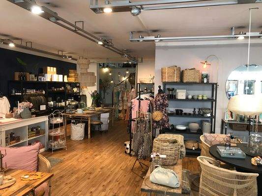 Verkaufsraum Vorderhaus