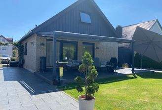 Terrassenansicht Garten.JPG