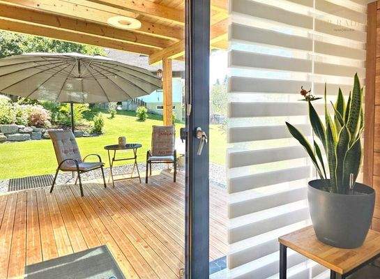 Ausgang auf dieTerrasse