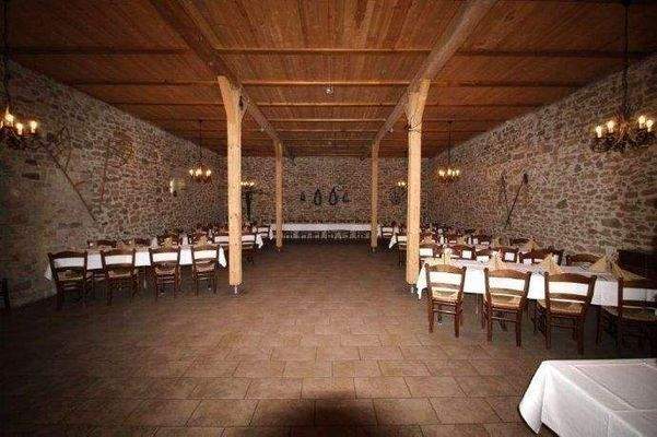 Partyscheune mit Platz für ca. 100 Personen (2)