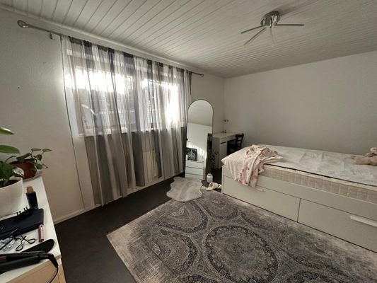 Schlafzimmer 2 KG