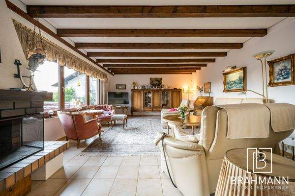 Geräumiges Wohnzimmer EG