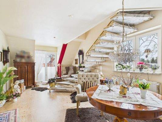 Wohnbereich mit Treppe