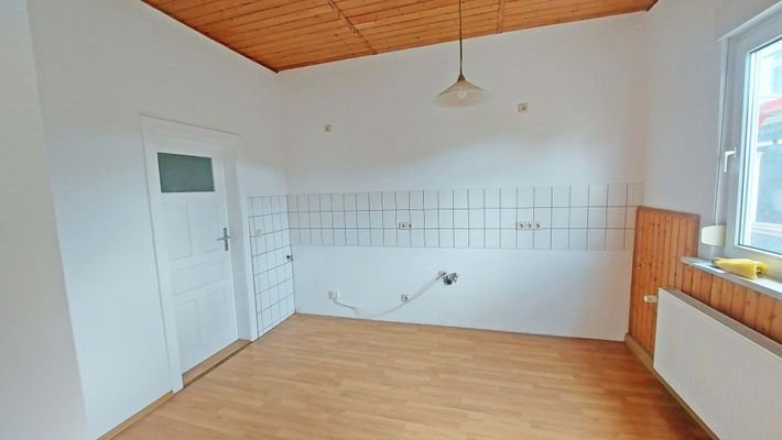 Wohnung 3_OG hinten_5_Küche_2.jpg