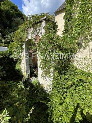 Weg durch den Innenhof