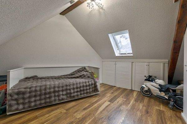 Weiteres Schlafzimmer im Dachgeschoss