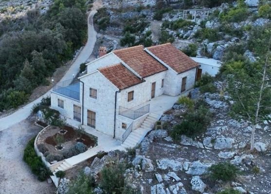 Traumhafte Steinhausvilla auf Hvar