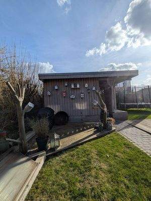 Die Garage vom Garten