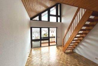 großflächige Fensterfront