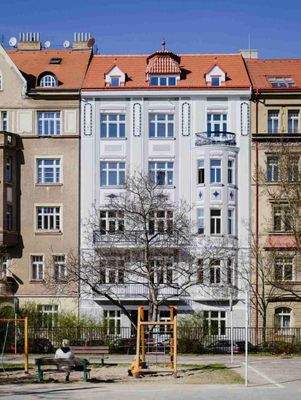 1715691980_Zhi93b2EkB