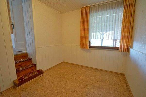 ...angrenzendem Essbereich