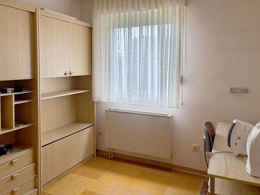 weiteres Zimmer im EG