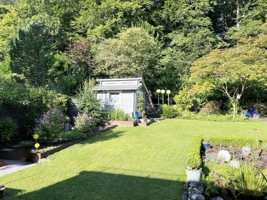 Garten / Blockhaus