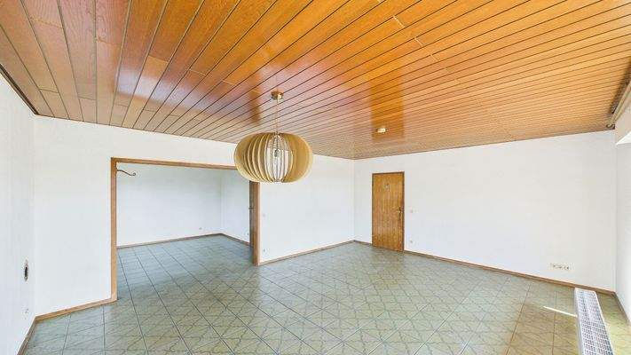 ERDGESCHOSS - WOHNZIMMER & ESSZIMMER | VORHER