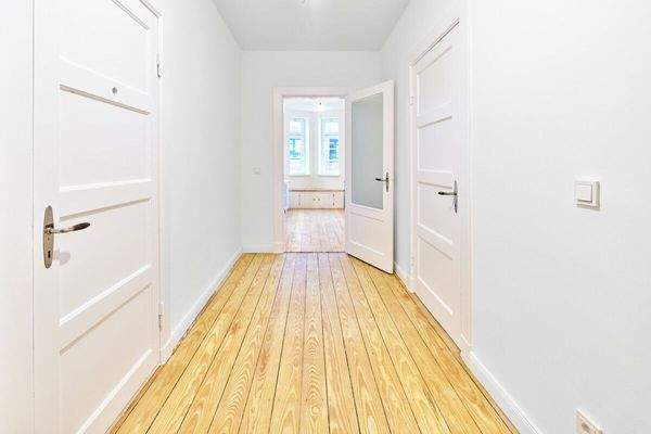 Whg. 1. OG - Wohnungsflur