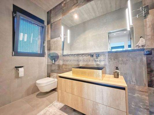 008a4db2e27144818e2dc386e6475dfe-original