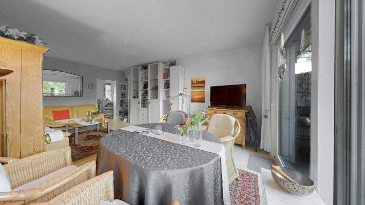 Wohnzimmer - Beispielfoto, Ausstattung und Zustand können variieren