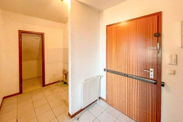 Flur_Übergang_Kochnische